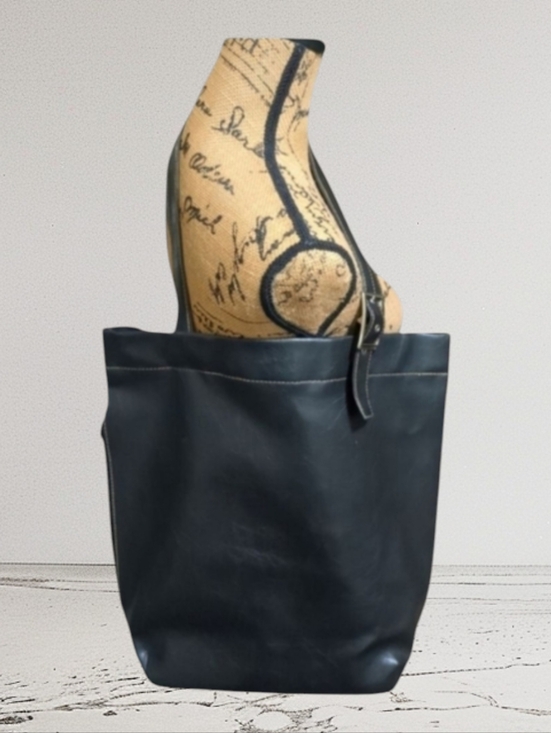 Source Unknown Handbags - Large all purpose bag/purse